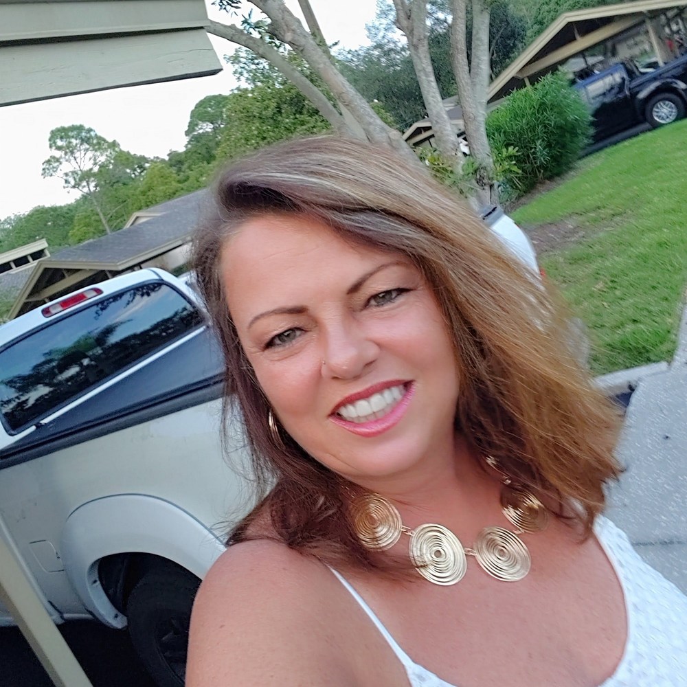 Meet your Posher, Gaby